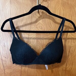 Victoria's Secret wireless Black Lace Bra 38c